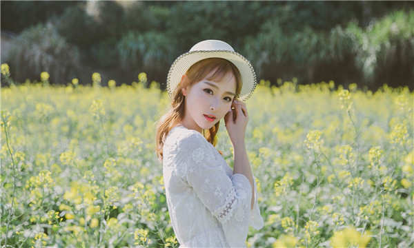 若尔盖标题：想找个女人帮忙生孩子的有效解决方案，助您圆梦家庭